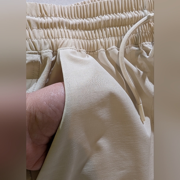 Old Navy Women's Jogger's Size Small - Picture 5 of 9